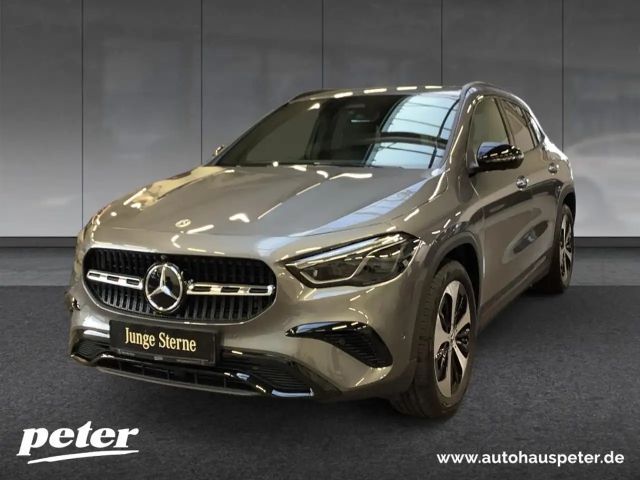 Mercedes-Benz GLA 220 2025 Benzine