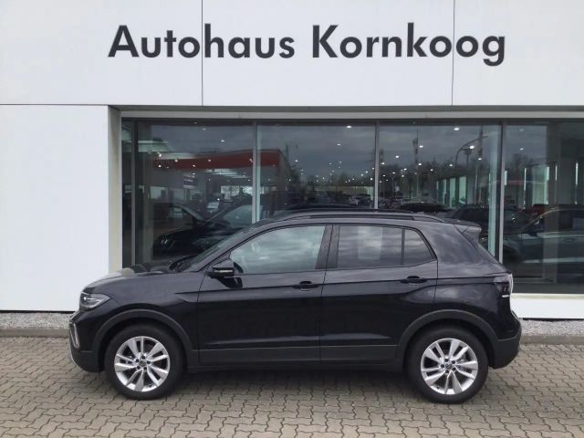 Volkswagen T-Cross 1.5 TSI DSG Life AHK IQ ACC PDC KAM Matrix 2026 Benzine