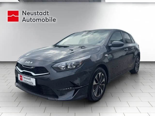 Kia Ceed / cee'd