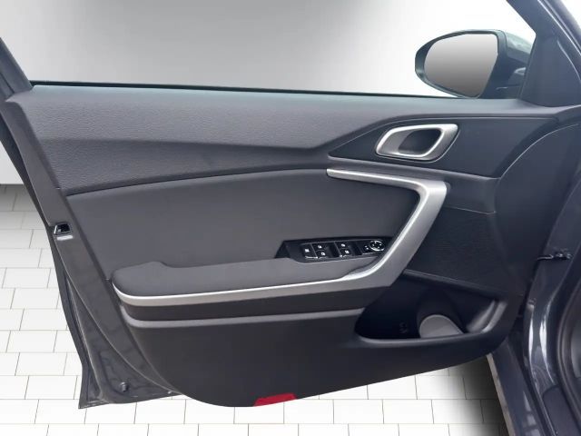 Kia Ceed / cee'd