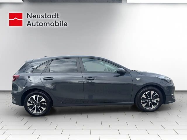 Kia Ceed / cee'd