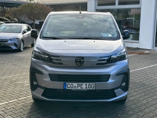 Peugeot Traveller