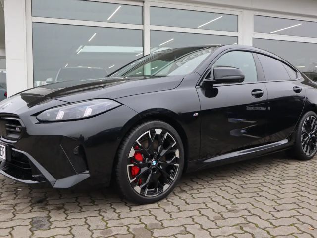 BMW 235 2025 Benzine