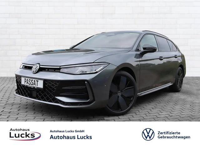 Volkswagen Passat Variant R-Line 2,0TDI Black Style Matrix 2026 Diesel