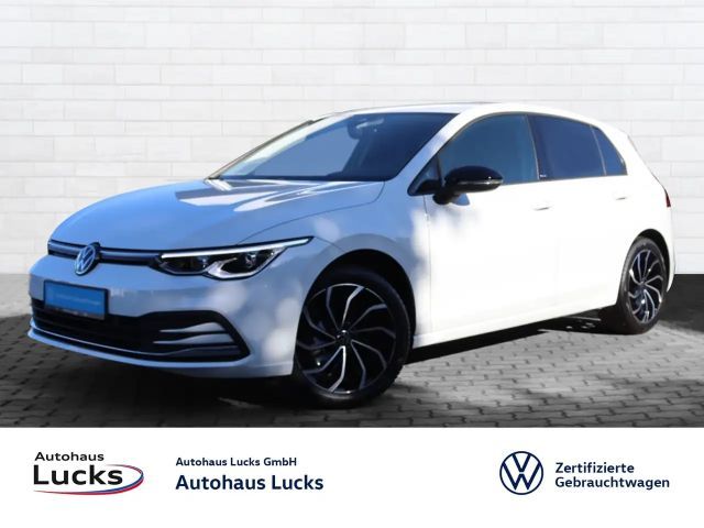 Volkswagen Golf Life 1.5 TSI MOVE LED Navi 2024 Benzine