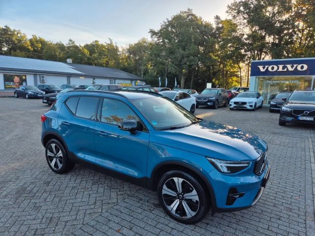 Volvo XC40 Plus Dark Recharge Plug-In Hybrid 2WD 2022 Hybride / Benzine