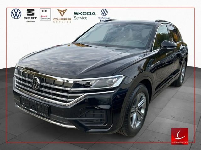 Volkswagen Touareg 3.0 V6 TDI R-LINE 4MOTION SOUND AHK NAVI KAMERA S 2024 Diesel
