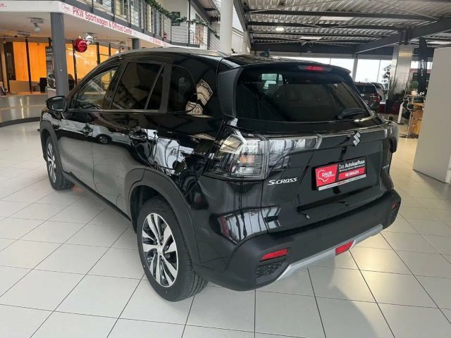 Suzuki S-Cross