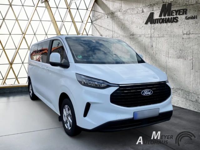 Ford Tourneo