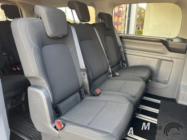 Ford Tourneo