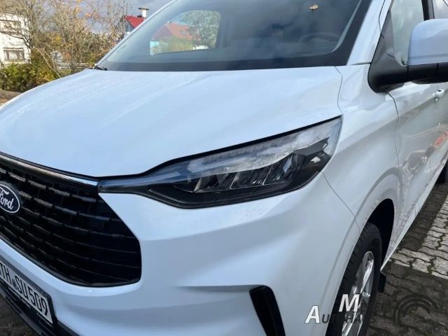 Ford Tourneo