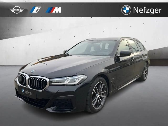 BMW 540 i xDrive Touring M Sport Park-Assistent LASER HUD 2022 Benzine