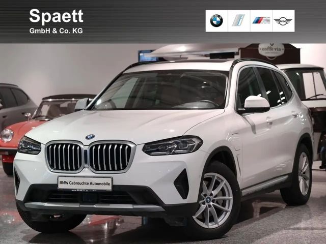 BMW X3 xDrive30e Pano. AHK DrivAss RFK Adp.LED 2023 Hybride / Benzine