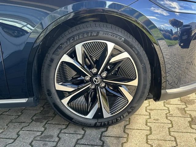 Mazda 6e