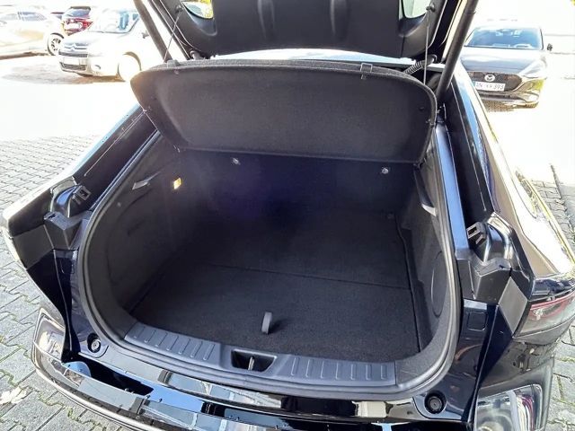 Mazda 6e