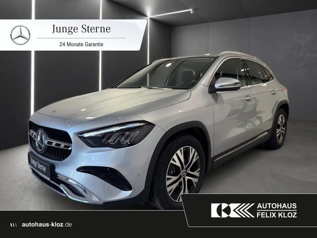 Mercedes-Benz GLA 200 *AHK*Totwinkel*Kamera*LED*Winterpaket 2024 Benzine