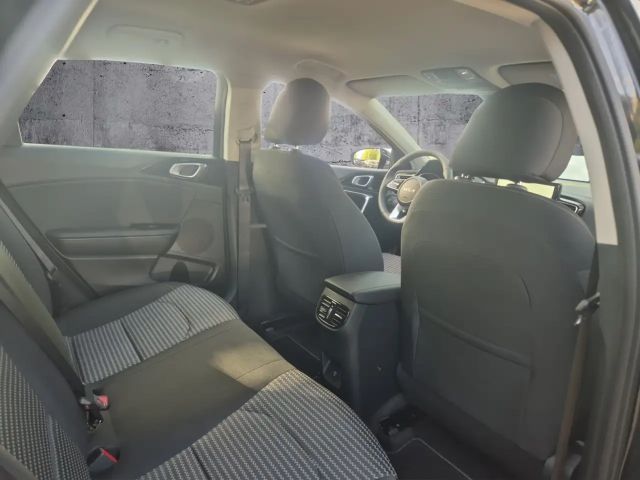 Kia Ceed / cee'd