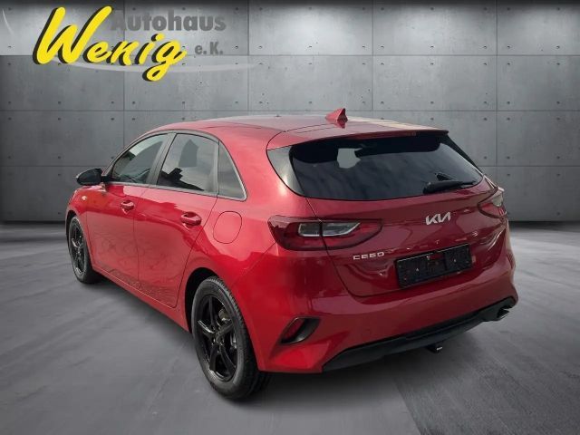 Kia Ceed / cee'd