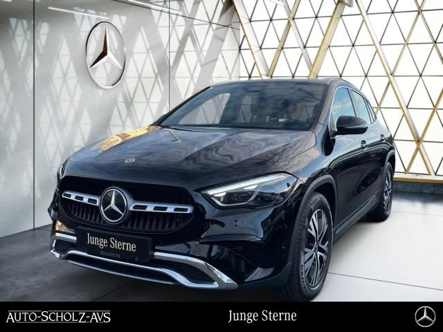 Mercedes-Benz GLA 200 Progressive Multibeam*AHK*EasyPack*Guard 2025 Benzine