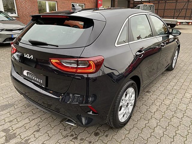 Kia Ceed / cee'd