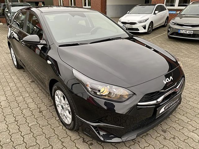 Kia Ceed / cee'd
