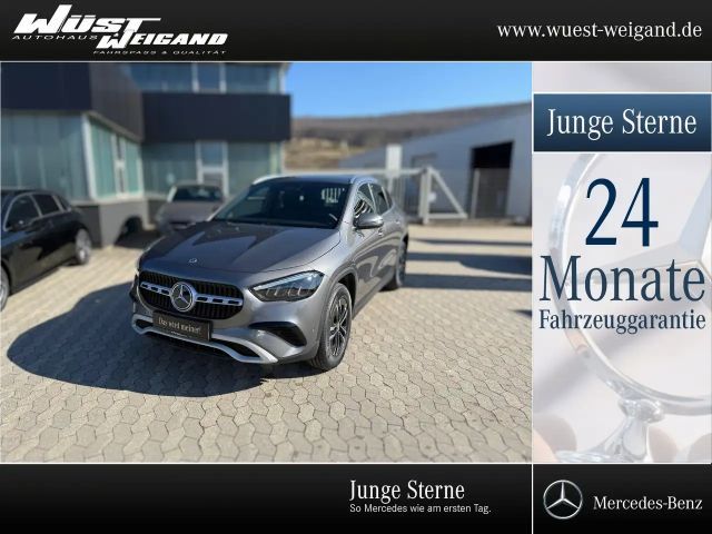 Mercedes-Benz GLA 200 2025 Benzine