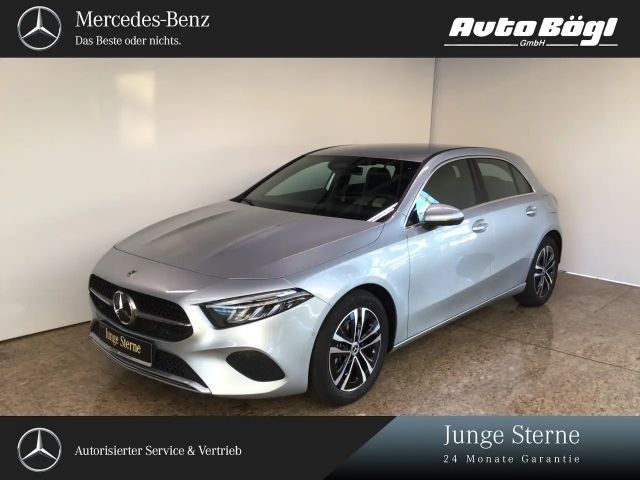 Mercedes-Benz A 200 A 200 Progressive Line Advanced/MBUX/V-Distr. Navi 2024 Benzine