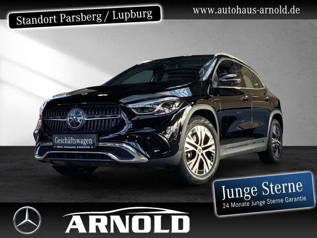 Mercedes-Benz GLA 180 2025 Benzine