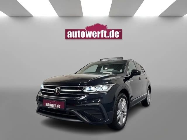 Volkswagen Tiguan Allspace 1.5 TSI DSG MOVE 7 SITZER PANO STDHZ MATRIX CAM 19 2023 Benzine