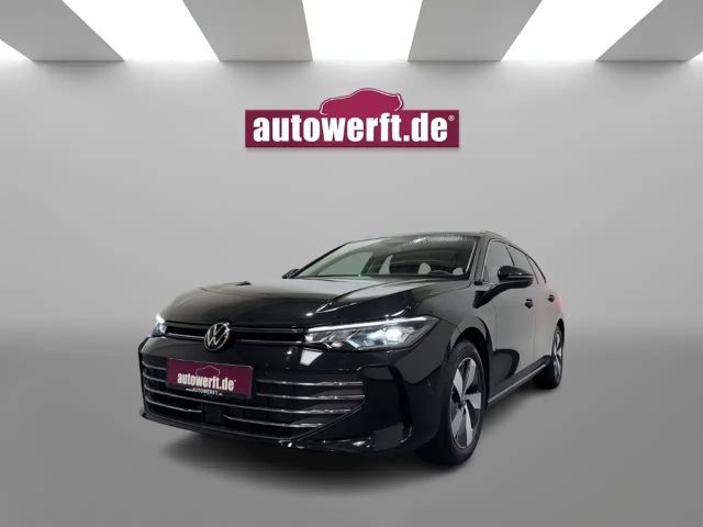 Volkswagen Passat Variant 1.5 eTSI DSG BUSINESS AHK 360KAMERA LED IQ DRIVE 1 2025 Benzine