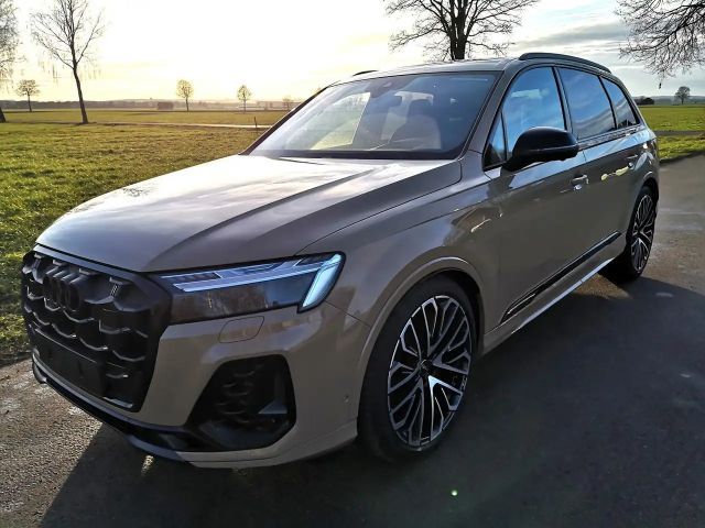 Audi SQ7 2024 Benzine