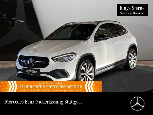 Mercedes-Benz GLA 200 2022 Benzine