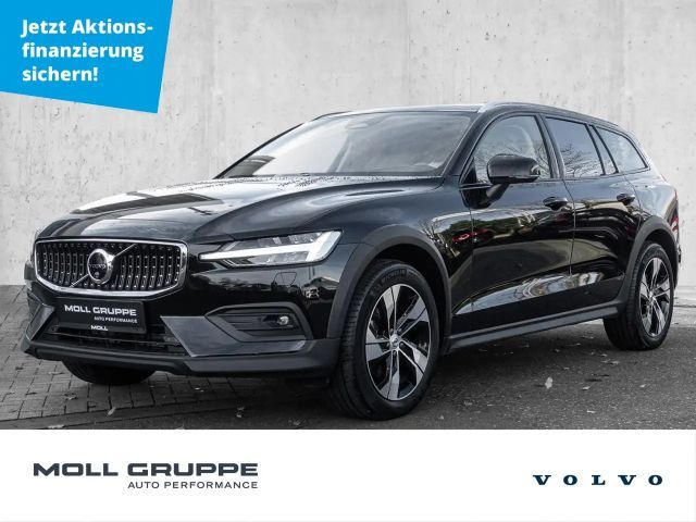 Volvo V60 Cross Country B4 AWD Ultimate AHK Pano 360Grad 2023 Diesel