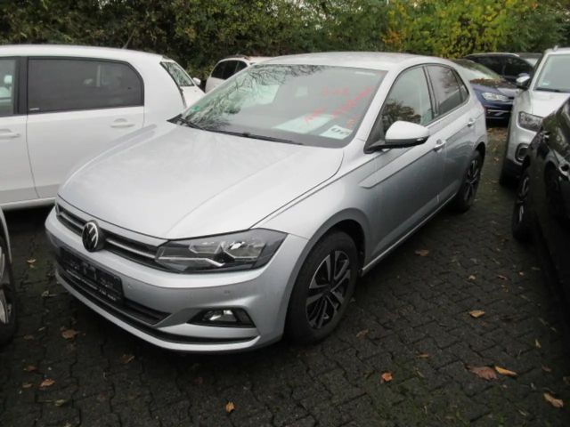 Volkswagen Polo United United 1.0 TSI NAVI ALU APS SITZHZG GJR APP 2021 Benzine