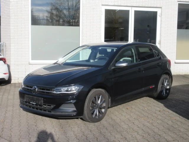 Volkswagen Polo beats 1.0 TSI NAVI KAMERA ALU LED ACC APS SITZHEIZUNG CLIMATRONIC 2021 Benzine