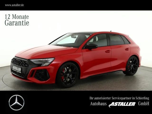Audi RS3 Sportback 2.5 TFSI quattro Pano+Matrix+V Max 2022 Benzine