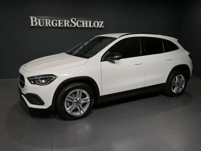 Mercedes-Benz GLA 250 2021 Hybride / Benzine