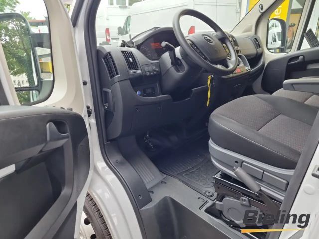 Opel Movano-e