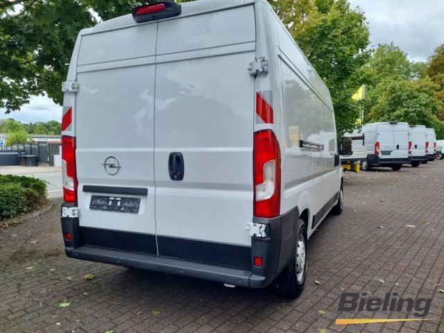 Opel Movano-e
