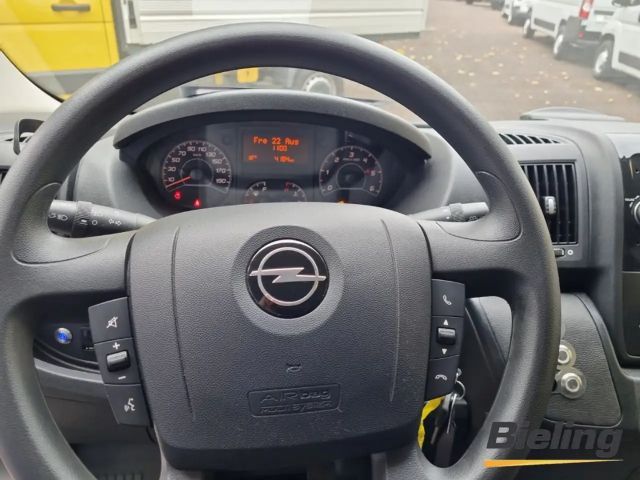 Opel Movano-e