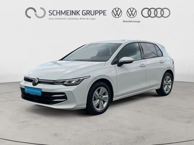 Volkswagen Golf VIII 1.5 TSI Life Allwetter Kamera ACC 2024 Benzine
