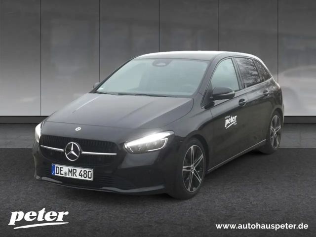 Mercedes-Benz B 180 Progressive Line, AHV, Night Paket 2025 Benzine