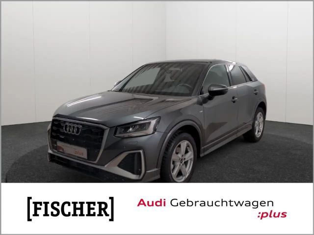 Audi Q2 35TFSI S tronic S line LED AHK Navi SHZ Rear View 2025 Benzine