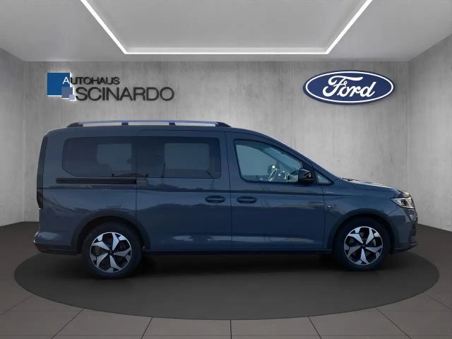 Ford Grand Tourneo