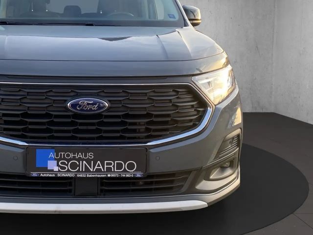 Ford Grand Tourneo