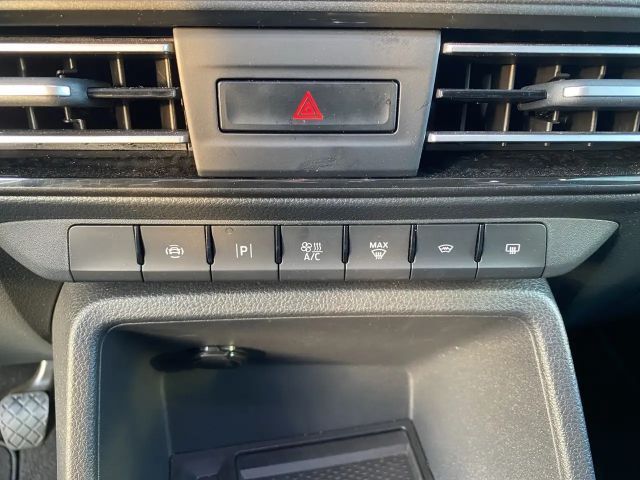 Ford Grand Tourneo