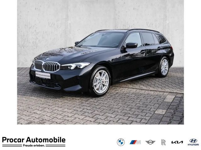 BMW 330 i xDrive M-Sport AHK Pano DA ACC PA+ 360 2025 Benzine