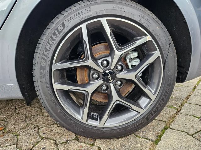 Kia Ceed / cee'd