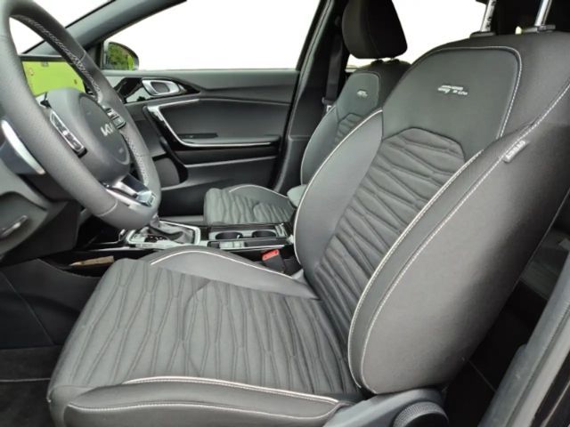 Kia Ceed / cee'd