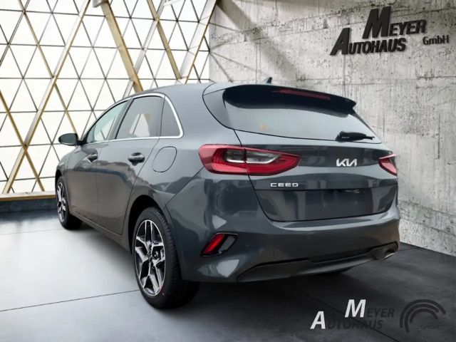 Kia Ceed / cee'd
